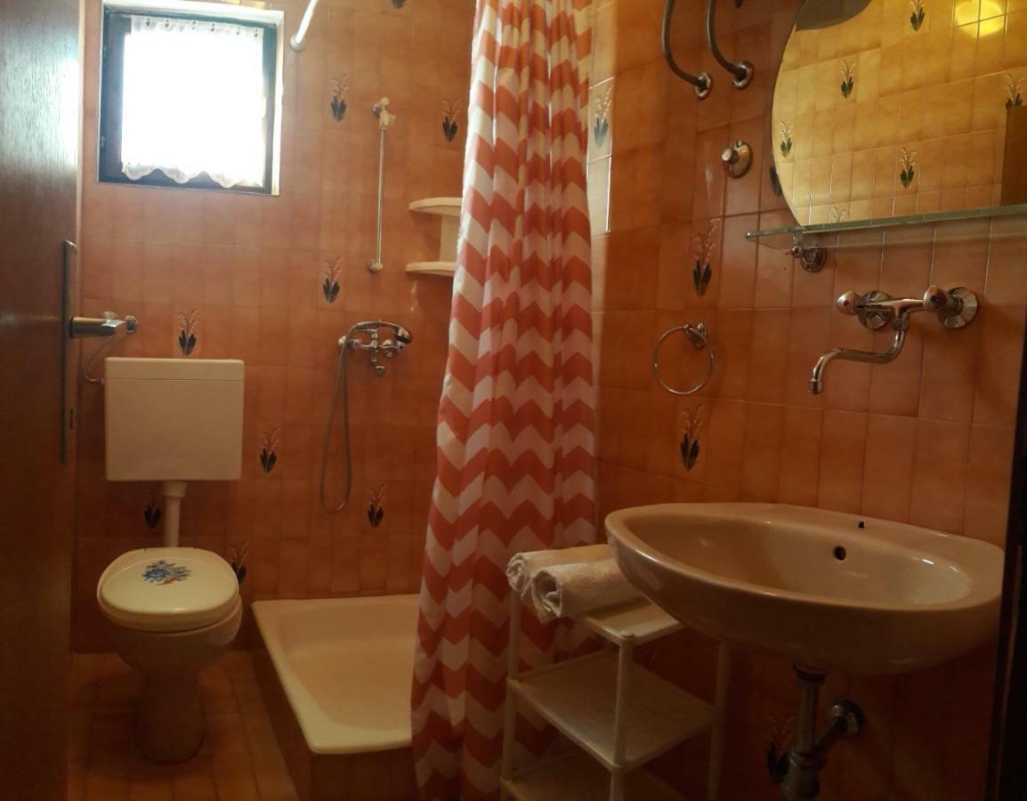 Apartments Nina ヴォディツェ エクステリア 写真